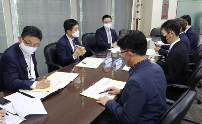 FSC Chairman meets with relevant institutions on measures to improve short selling system thumbnail